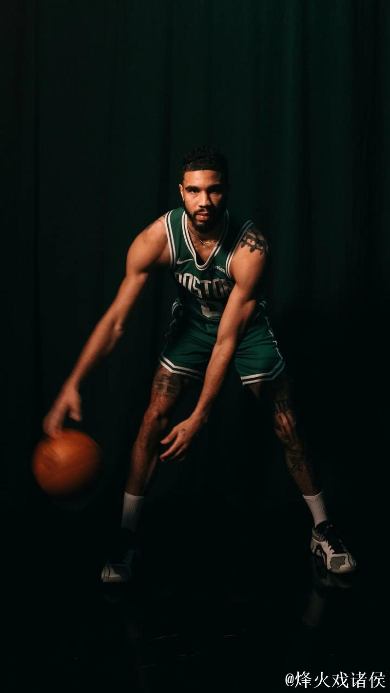 塔图姆22+9+7库里18分 凯尔特人大胜勇士40分 塔图姆22+9+7库里18分 凯尔特人大胜勇士40分